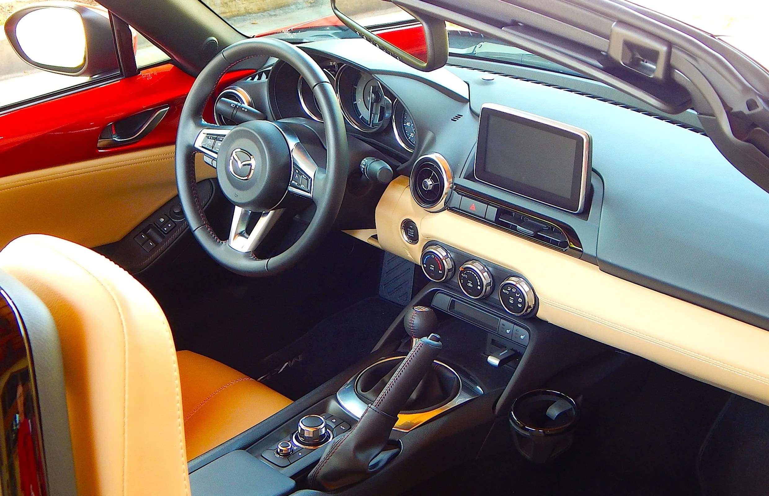 First Drive: 2016 Mazda MX-5 Miata | Driving