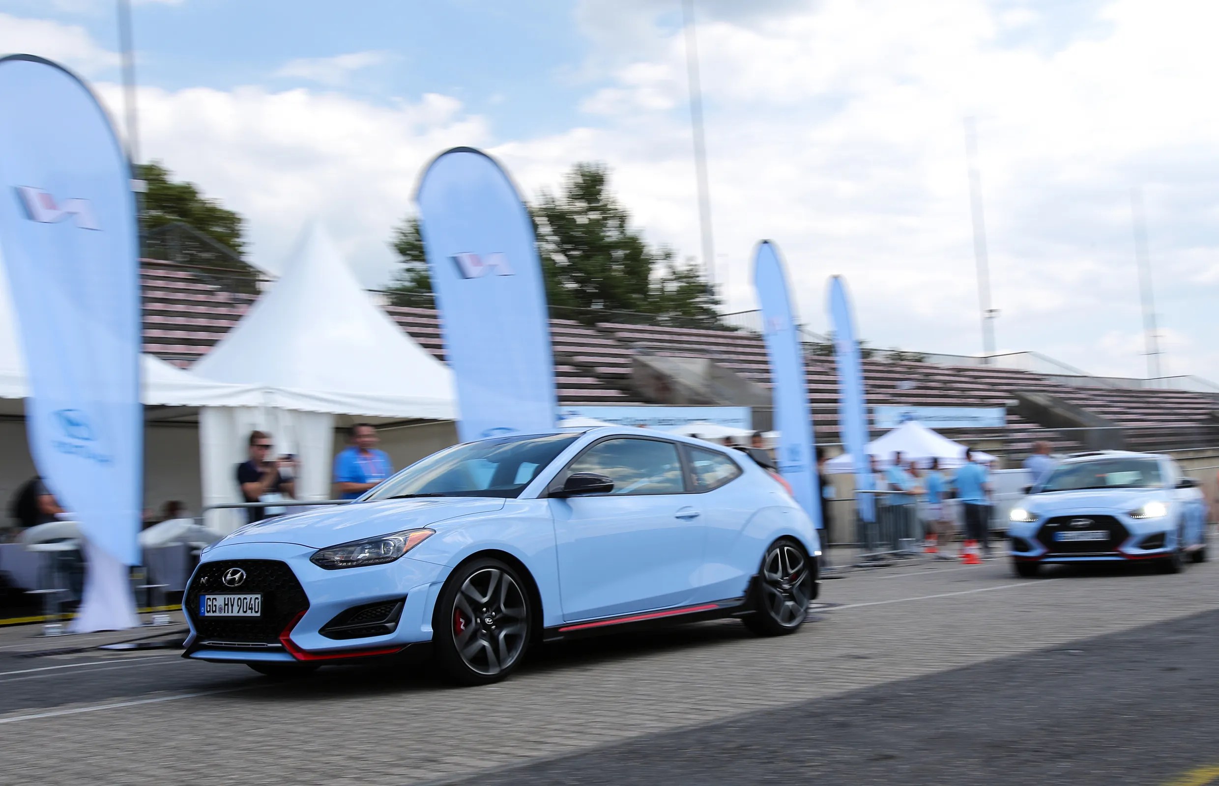 First Drive: 2019 Hyundai Veloster N | Driving