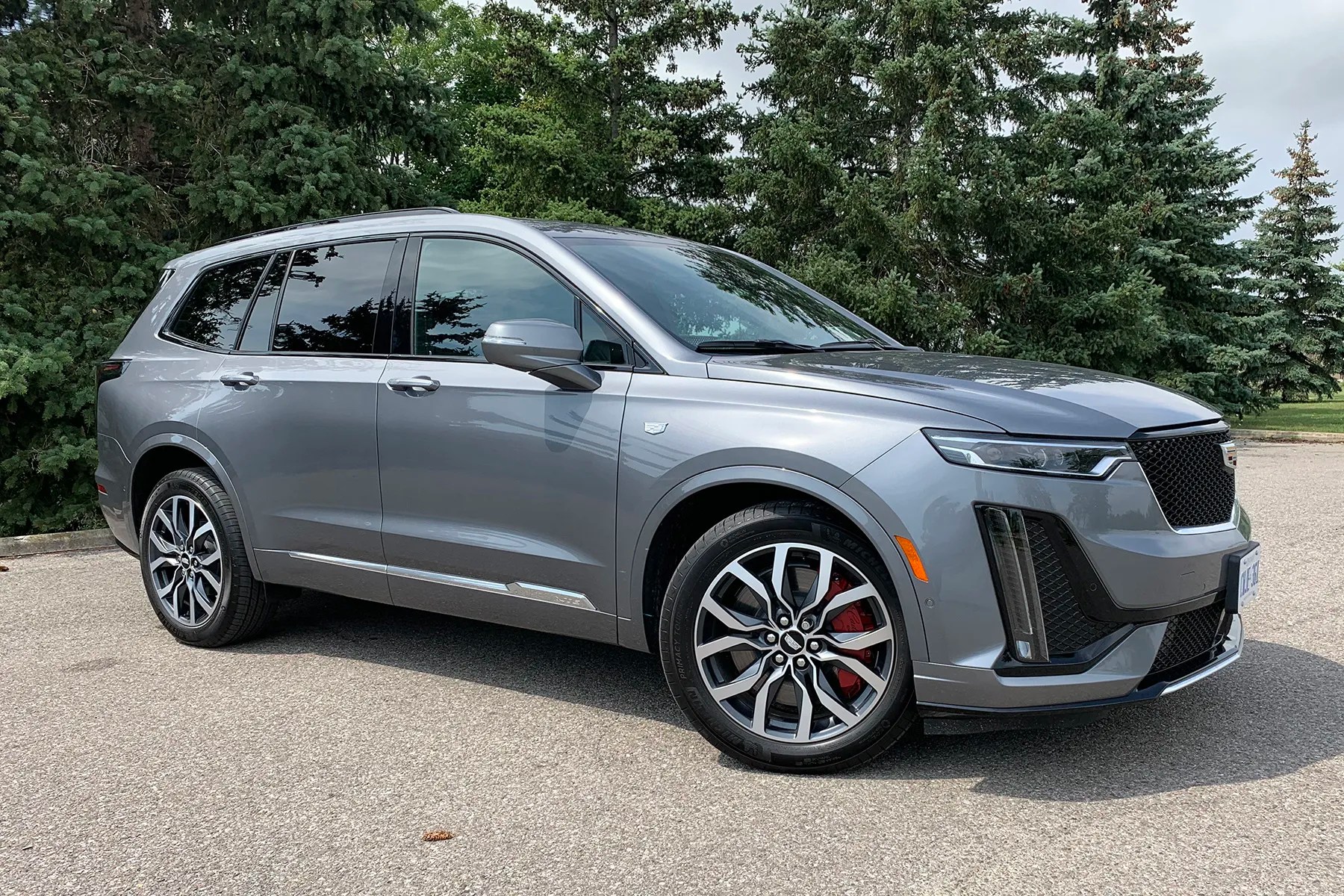 2022 Cadillac XT6 and Super Cruise Millennial Mom's SUV Review Driving