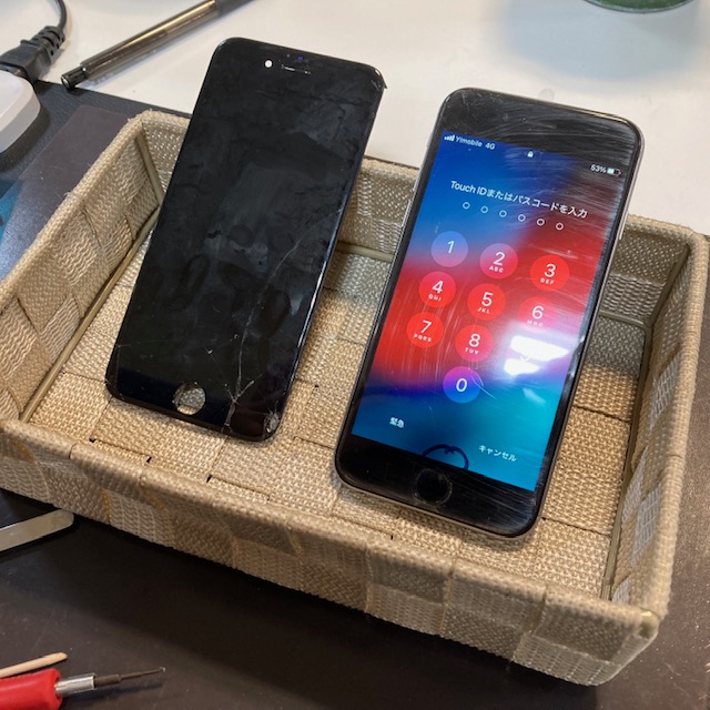 画面に線 黒いシミもiphone6s液晶暴走のお修理 豊中市からのご来店 Iphone修理大阪 豊中市 吹田市 スマートクール エトレとよなか店 イオン吹田店