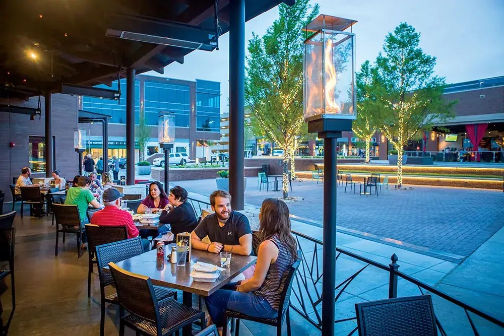 10 Best places to live in Tennessee for young adults & singles (2023