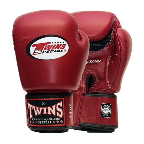 7 Best Boxing Gloves For Small Handed Fighters Review & Comparison