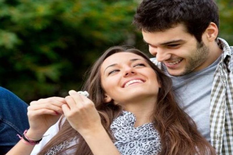 Ini 5 Zodiak Paling Romantis, Jago Bikin Hubungan Makin