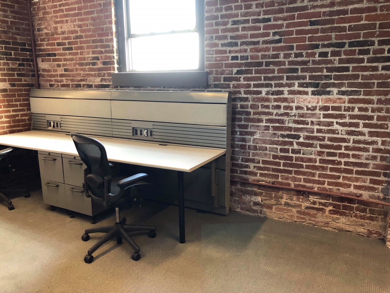 Used Knoll Benching Smart Office Assets