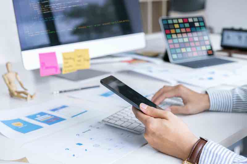 Get 10 Best Cheapest Phone Plan for One Person in 2024 Smarttechtune