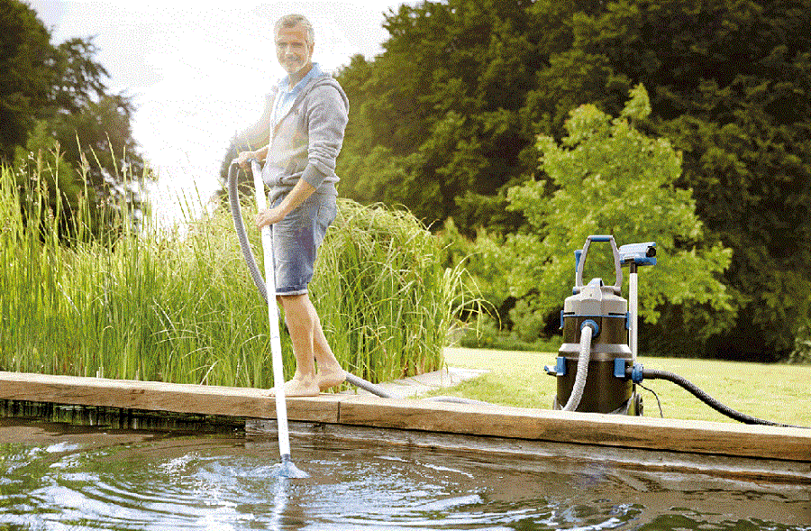 9 of The Best Pond Vacuum Cleaners To Remove Debris (2021) Reviews & Buying Guide Smart Vac Guide