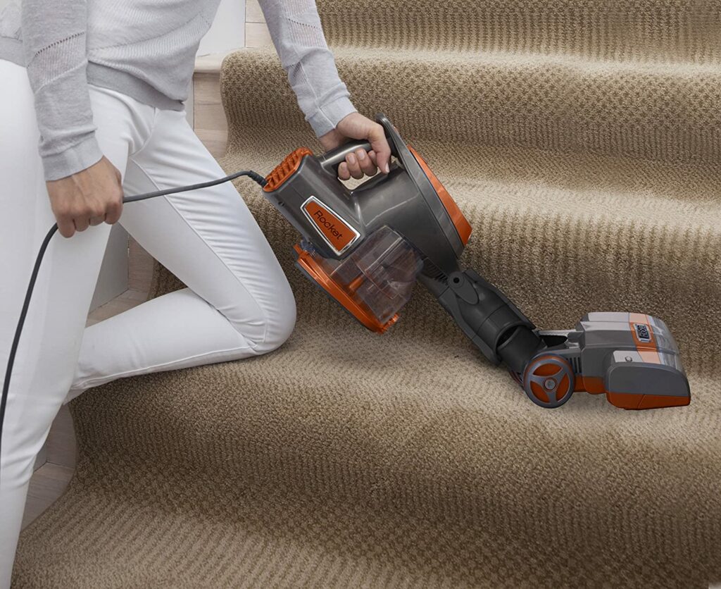 Best Lightweight Vacuum Cleaners for Seniors 2021 Easy to Handle
