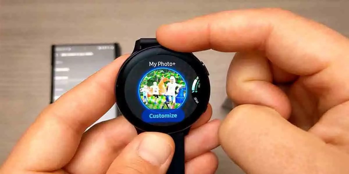 How to Set Picture As Galaxy Watch Active Background?