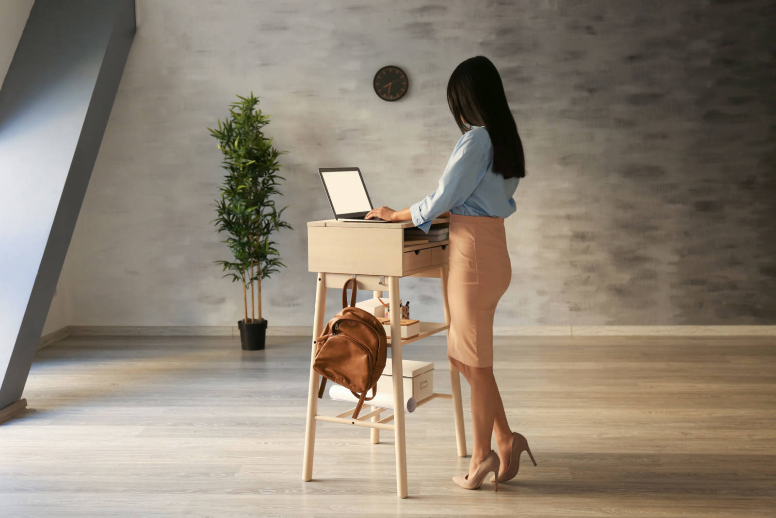 How to use a Standing Desk Smartway2