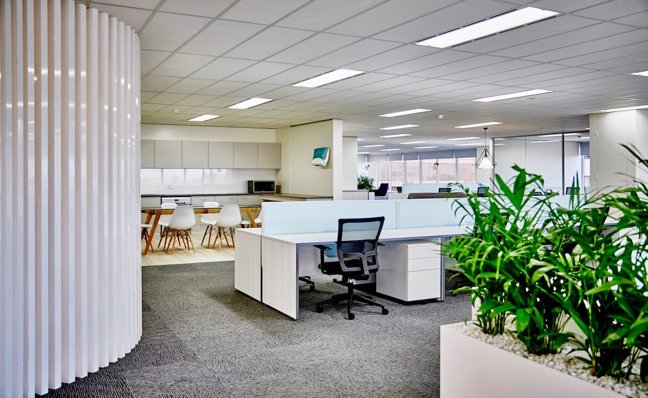 How to Hot Desk 4 insights to make hybrid working a success Smartway2