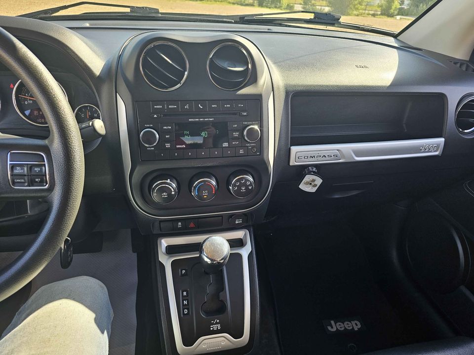 2014 Jeep Compass – smauto.ca