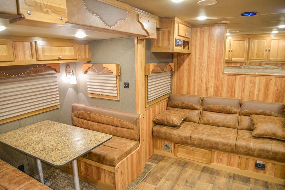 SMC Horse Trailers PROUDLY Made in the USA » SL8X16SSR Laramie Horse