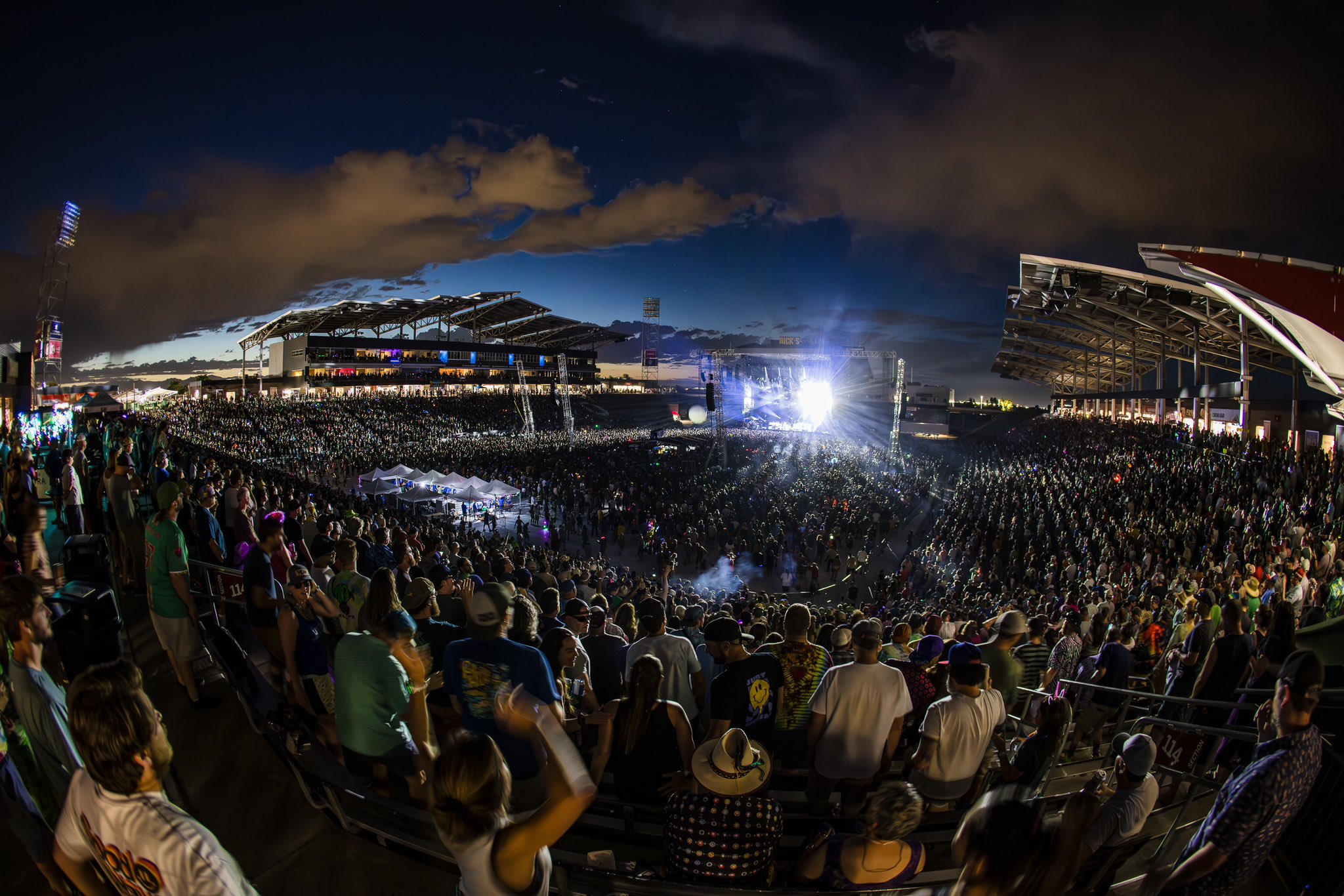 Dicks1 Recap This is What Space Smells Like