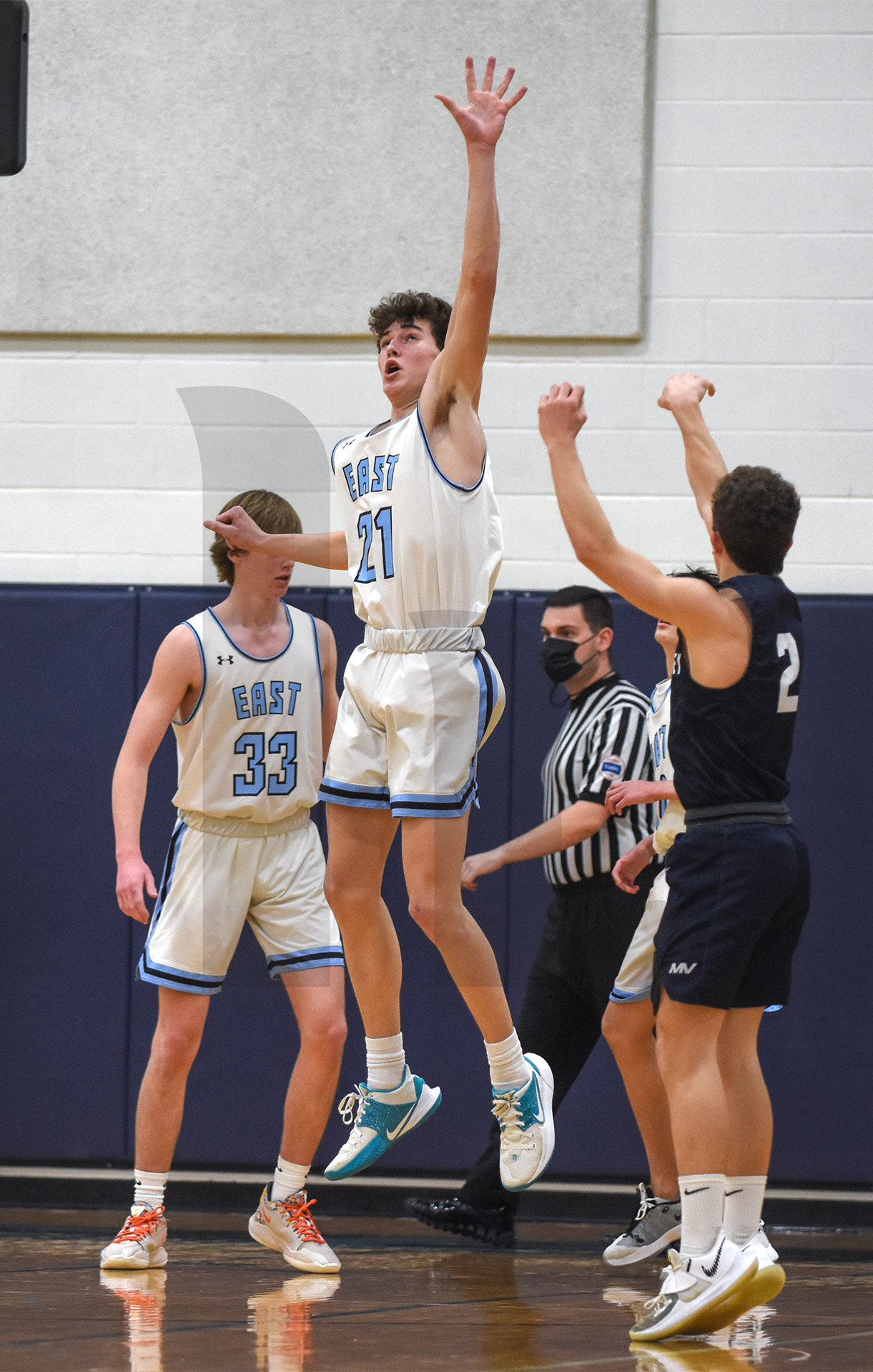 Gallery Boys JV Basketball Defeats Mill Valley 4440 The Harbinger
