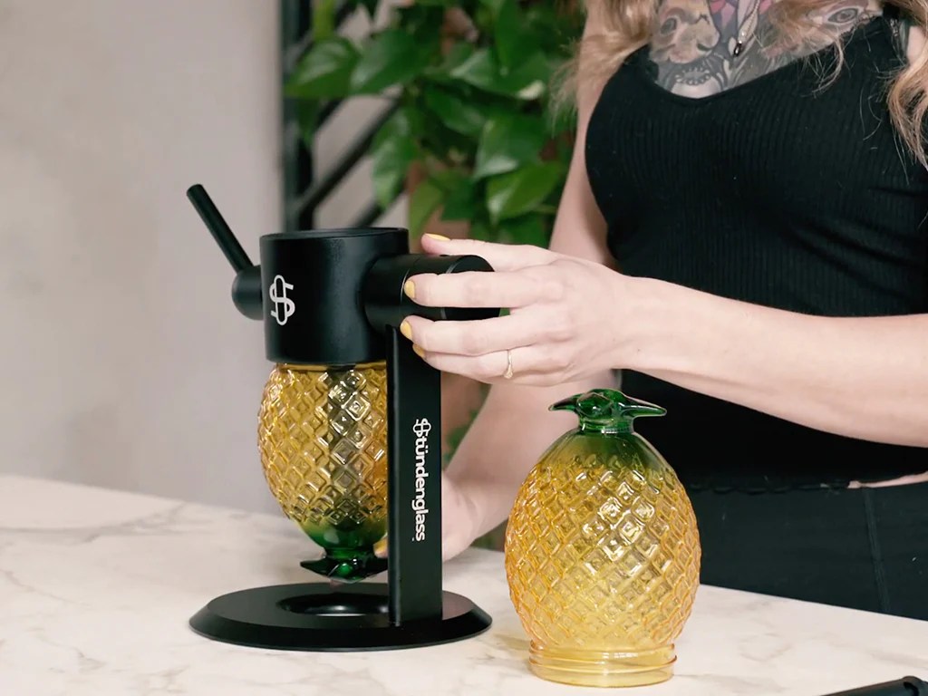 STUNDENGLASS GRAVITY INFUSER PINEAPPLE
