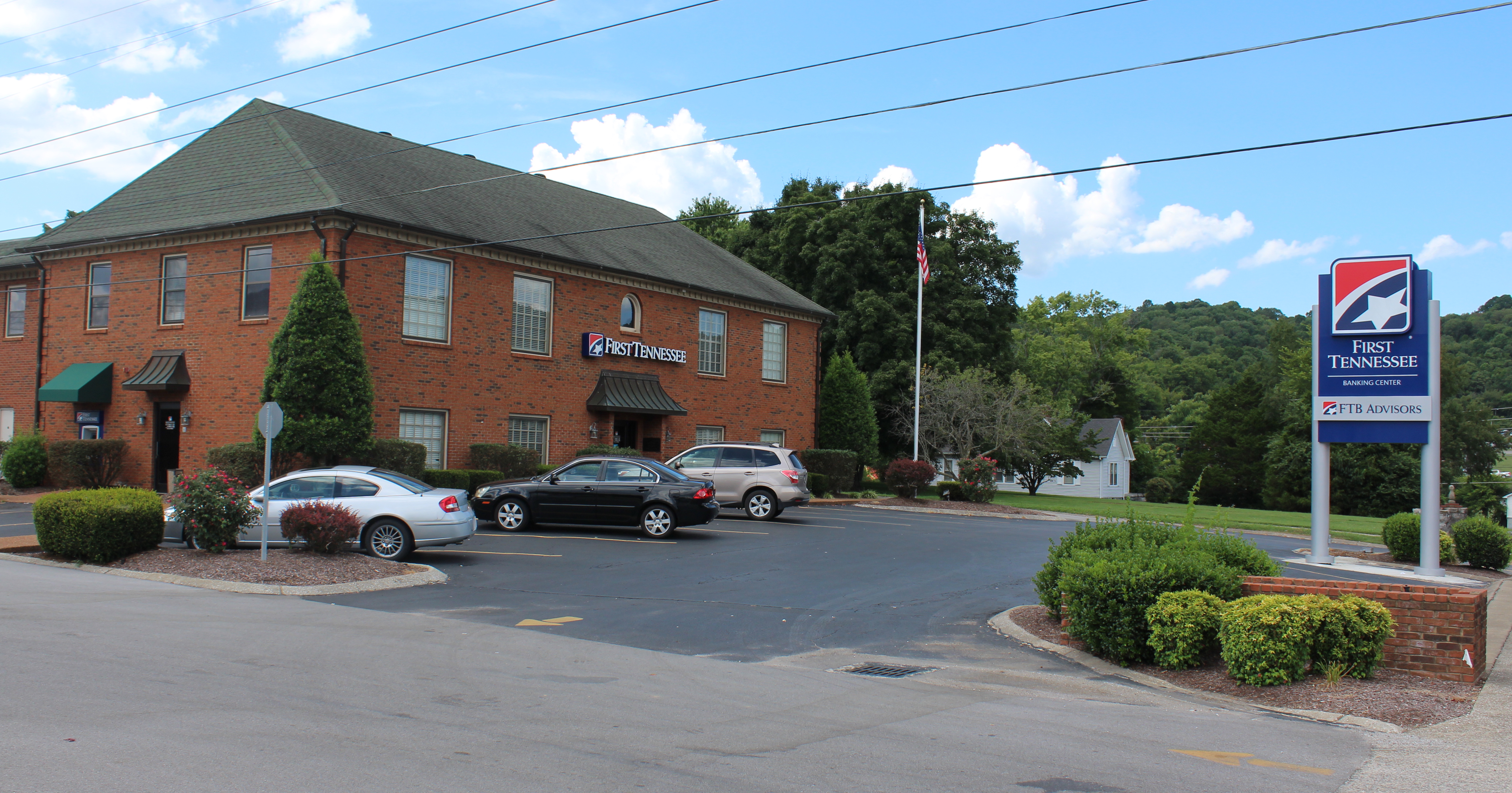 First Tennessee Bank opens Financial Center in Carthage Smith County