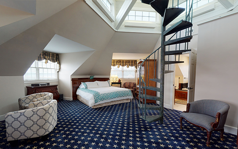 Captain Sinclair Suite Smithfield Station