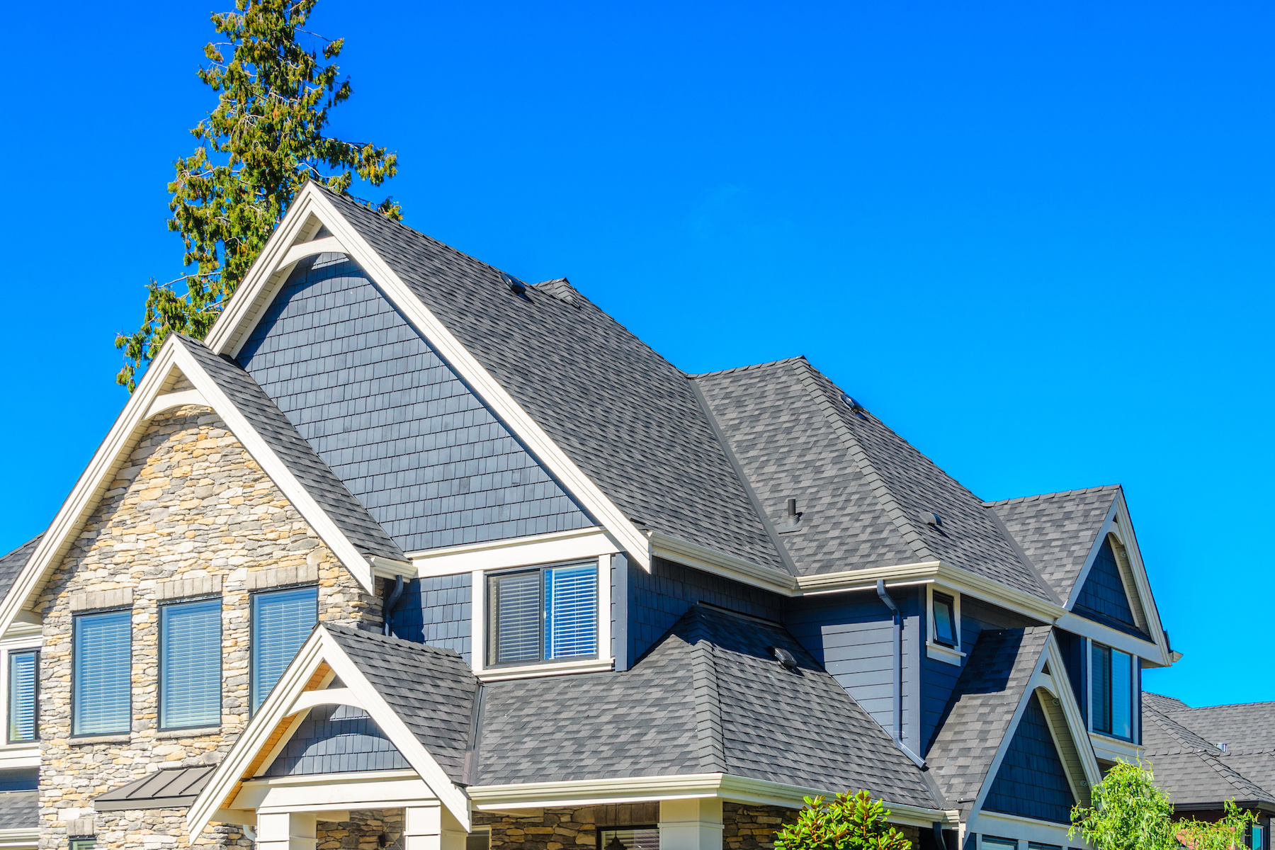 What are the Best Roofing Materials Smith Roofing