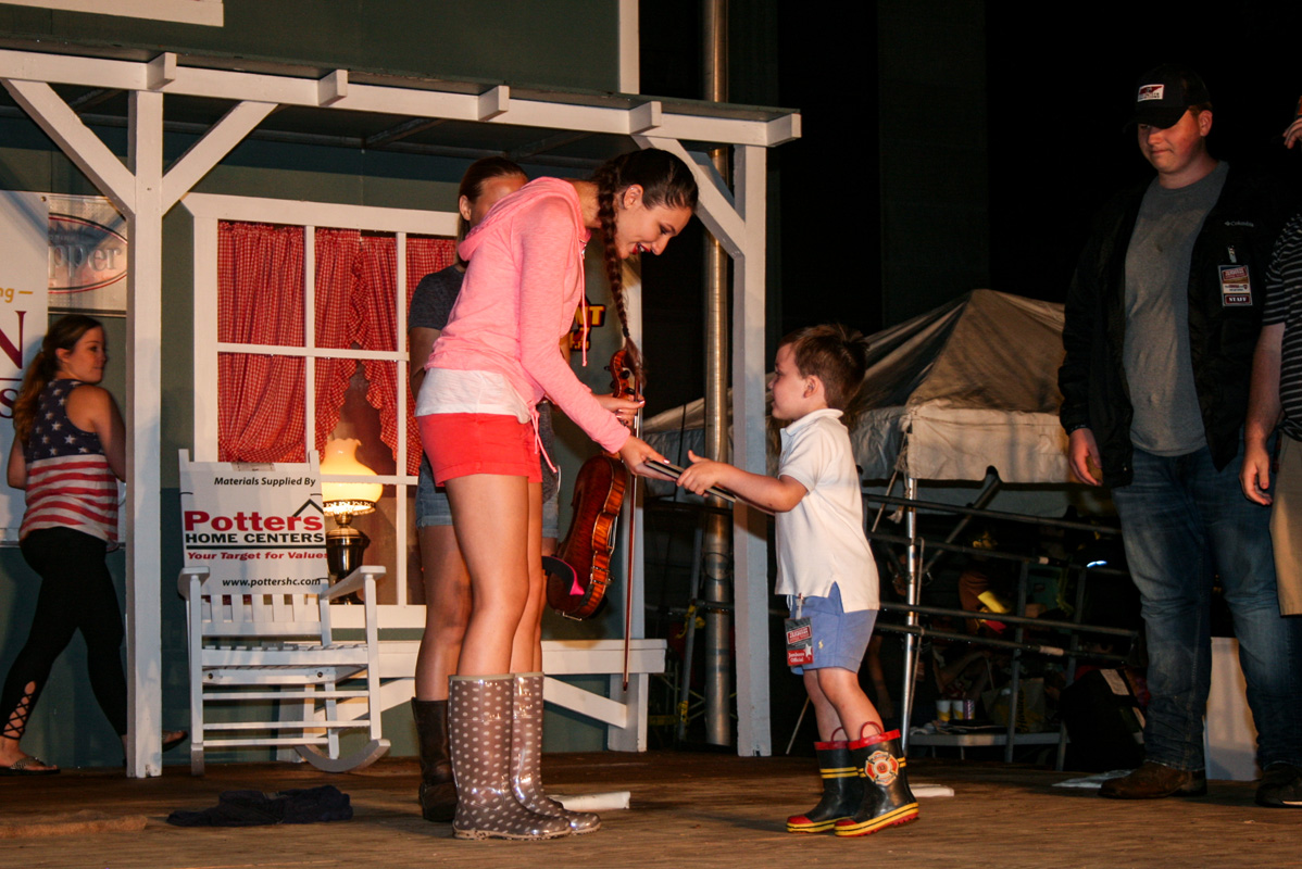 Photo Gallery SMITHVILLE FIDDLERS' JAMBOREE
