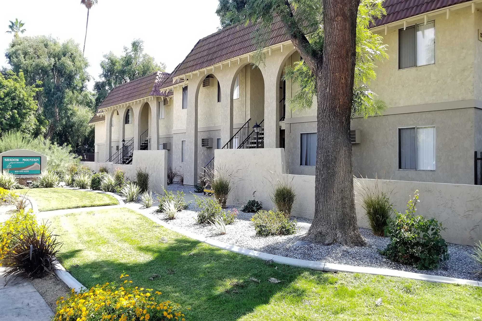 Shadow Mountain Apartments Photo Gallery and Floor Plans