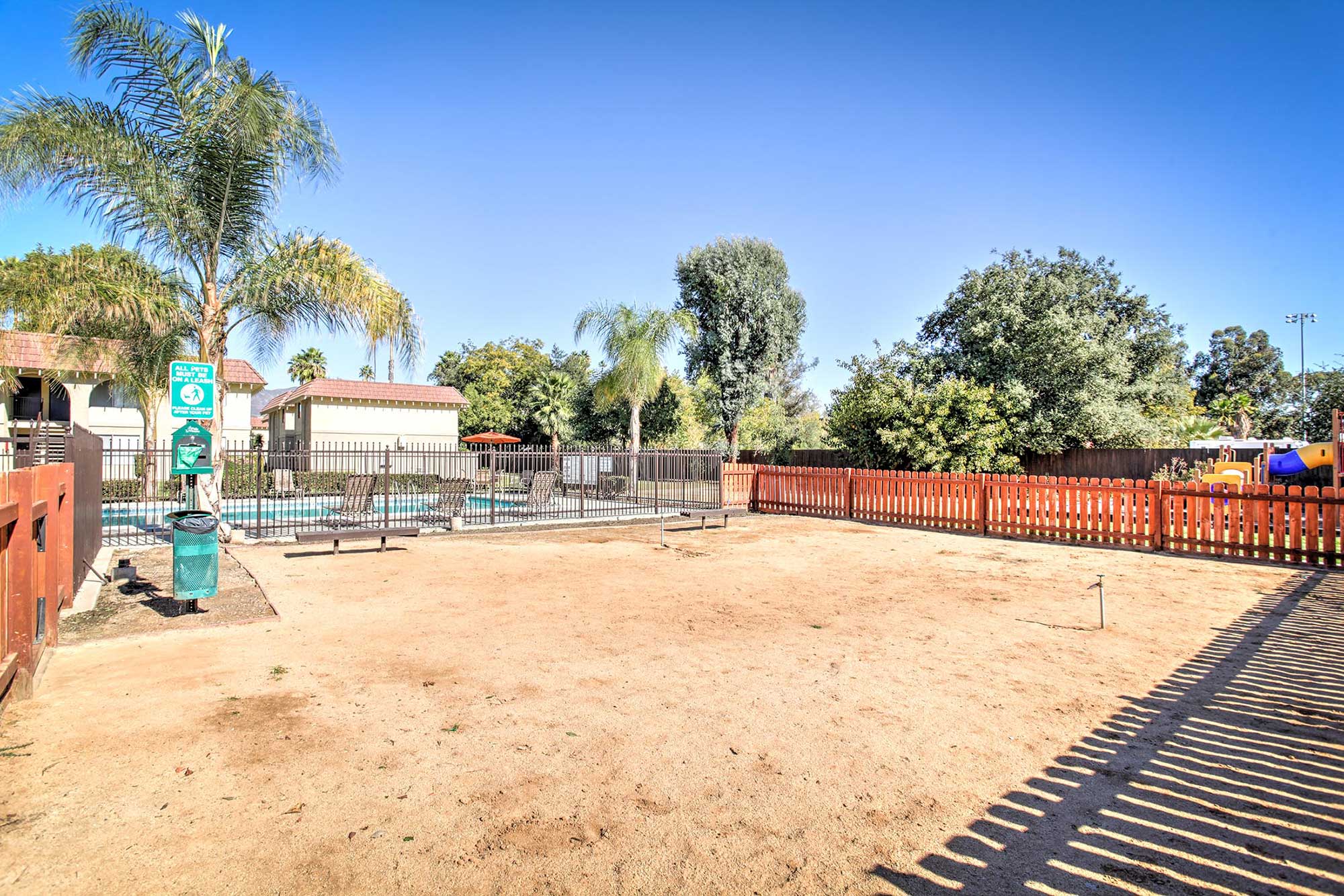 Shadow Mountain Apartments Photo Gallery and Floor Plans