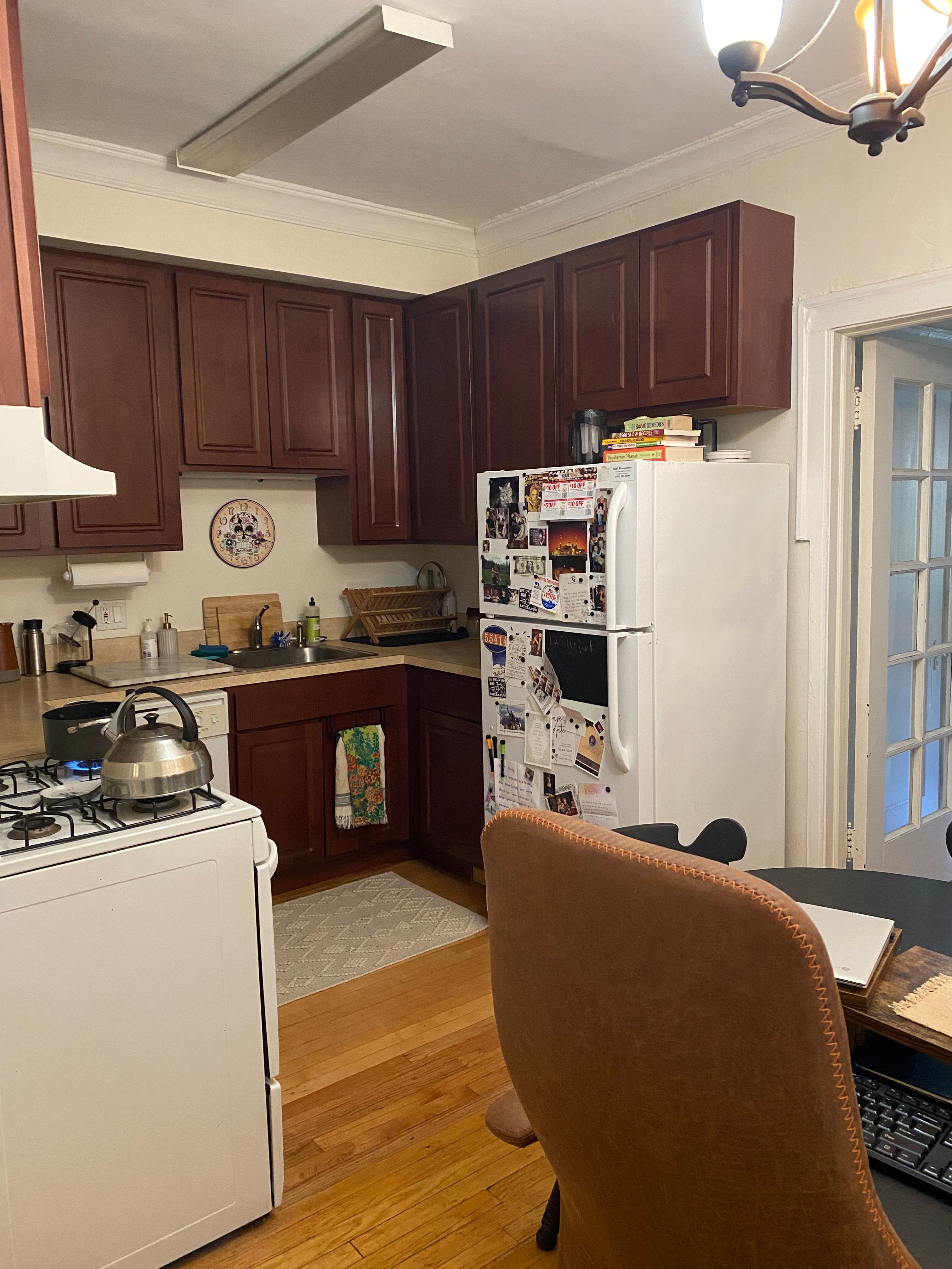 3449 North Elaine Place 302 S&M Building Management