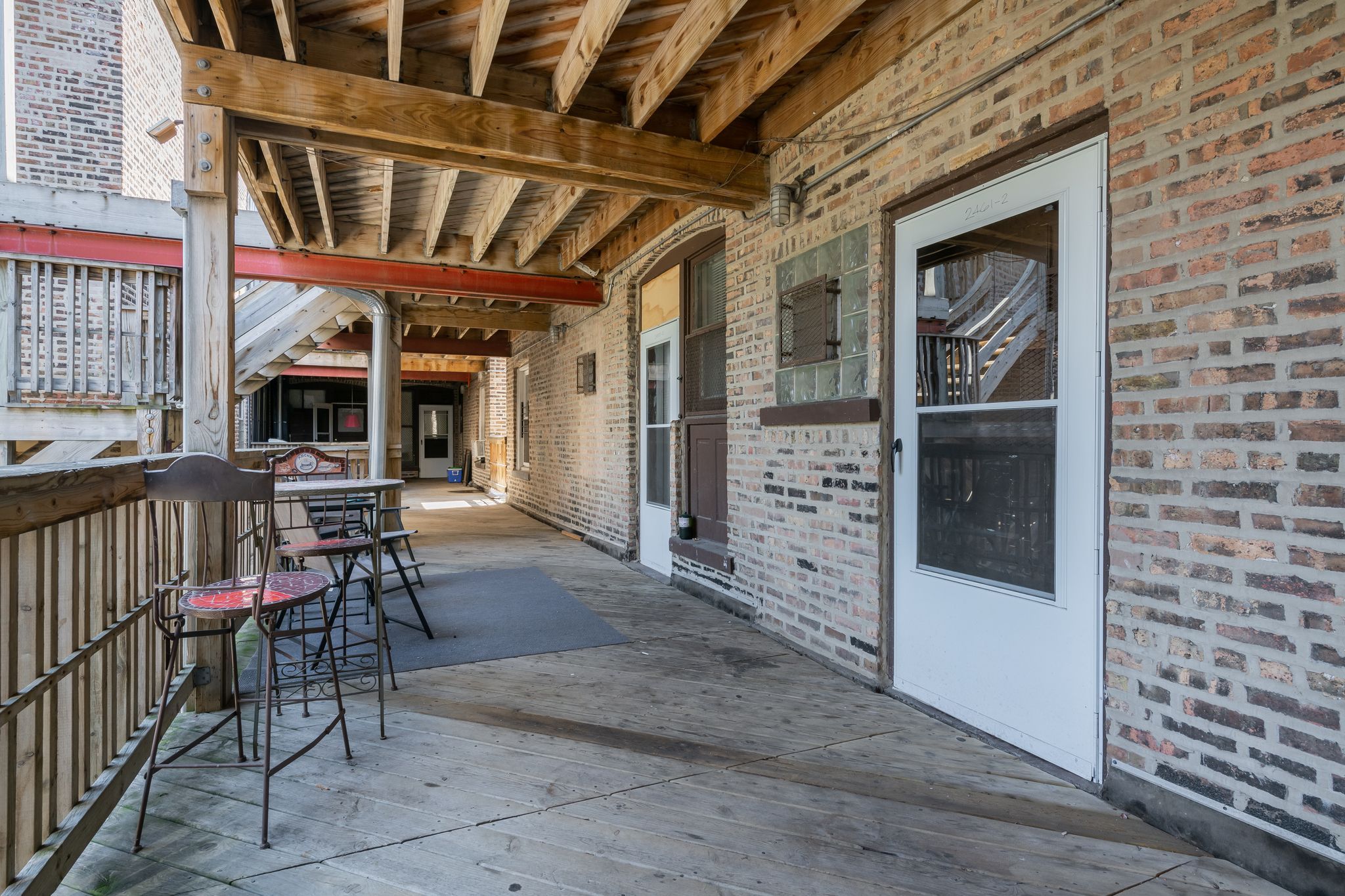 2461 North Clark Street 2 S&M Building Management