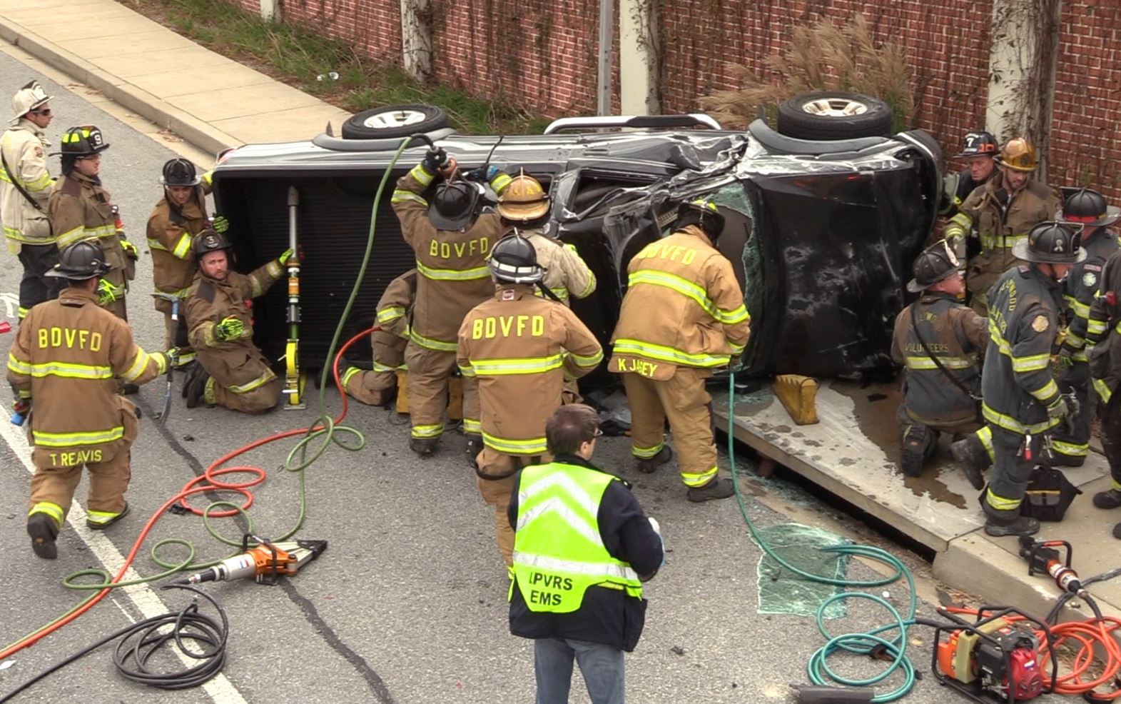 VIDEO Motor Vehicle Crash in Great Mills Sends One to Trauma Center
