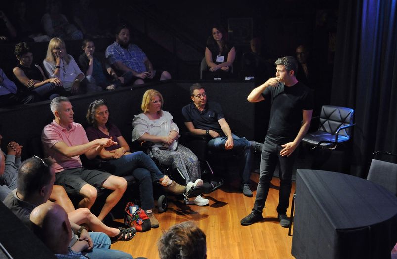 Asi Wind 5 SMALL Smoke and Mirrors Magic Theater in Asi Wind 5 SMALL Smoke and Mirrors Magic Theater in