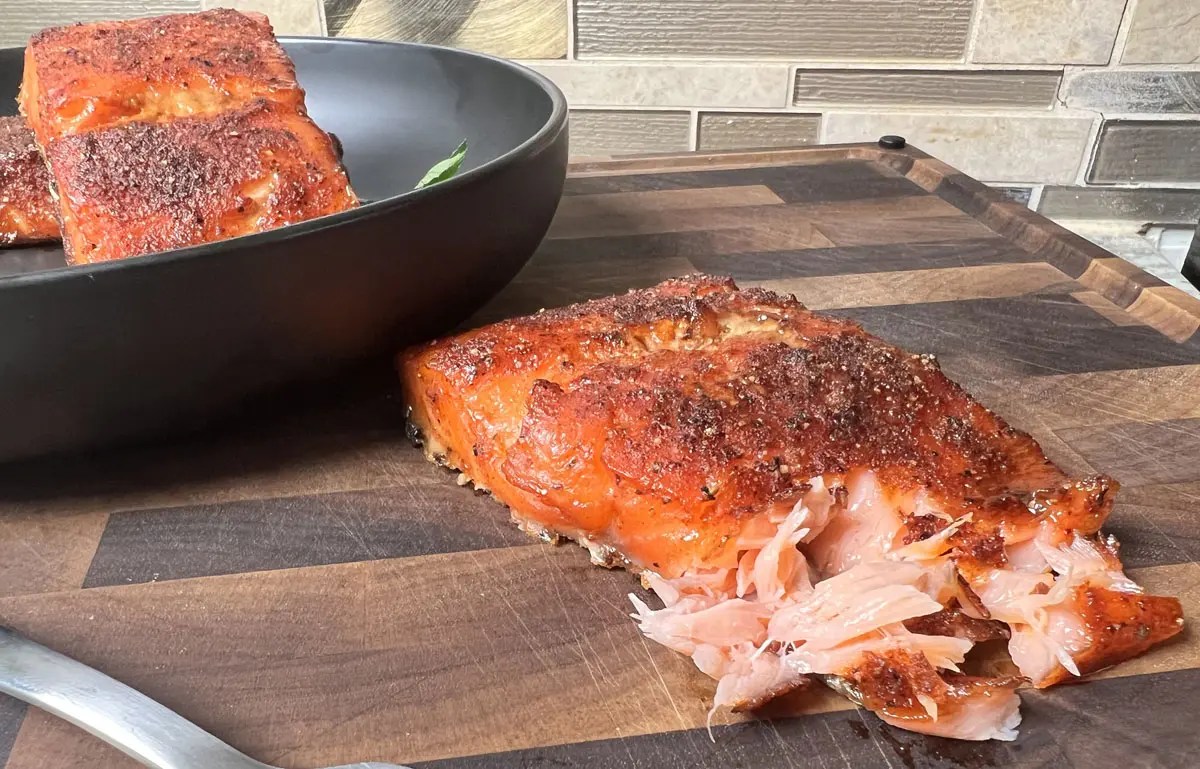 Best Way To Reheat Smoked Salmon Oven, Pan, Or Microwave Smokedbyewe