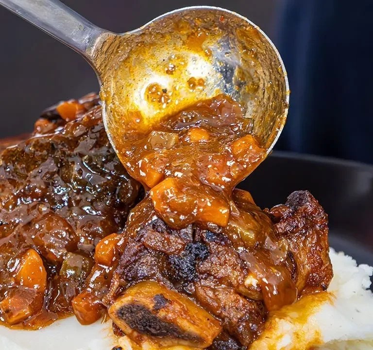 Mastering the Art of Cooking Juicy Beef Short Ribs Smokin' and