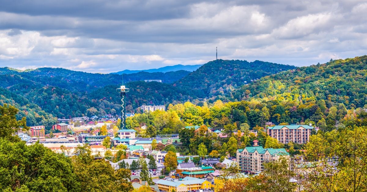 Closest City To Mt Camel Tn This is a list of large cities closest to