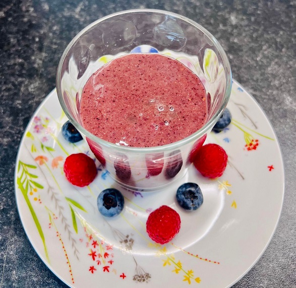 Blueberry And Raspberry Smoothie SmoothiesNCookies