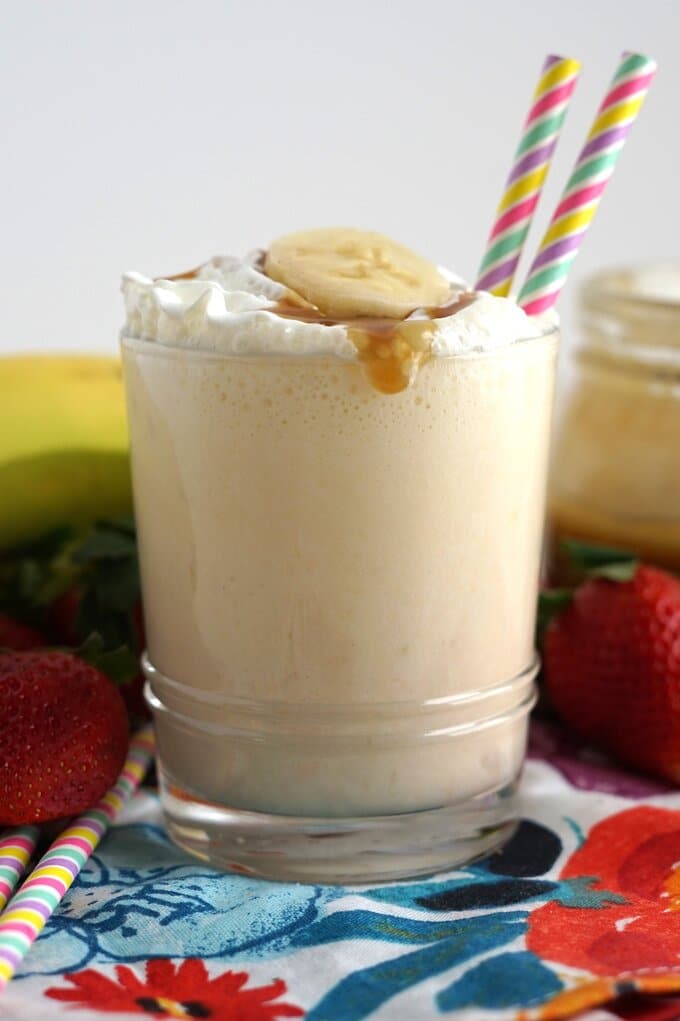 Banana Milkshake Snacks and Sips