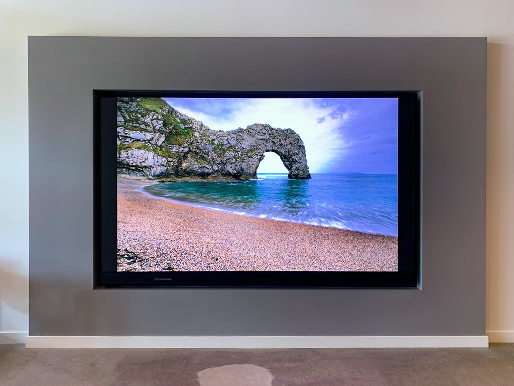 Reyes Beer Division Adds AllinOne dvLED to North Chicago Office