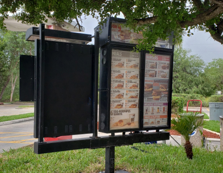 QSR Digital Menu Board Rollout Snap Install
