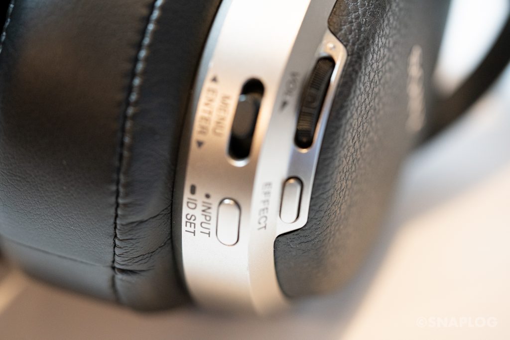 【9.1ch立体的なサラウンド】デジタルサラウンドヘッドホンシステム SONY『MDR700DS』をレビュー