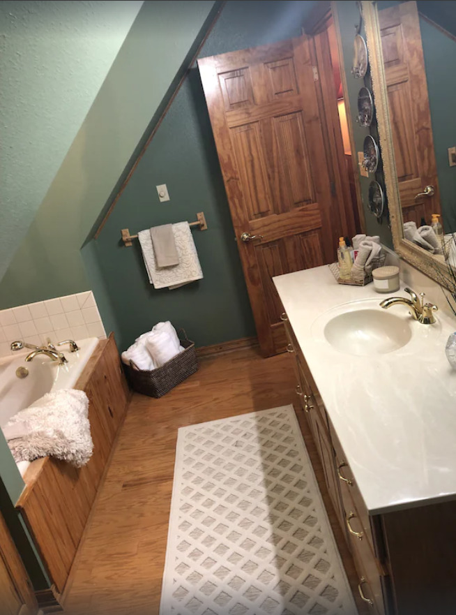 Little Red River Cabin Rental in Pangburn, Arkansas Walker Fishing