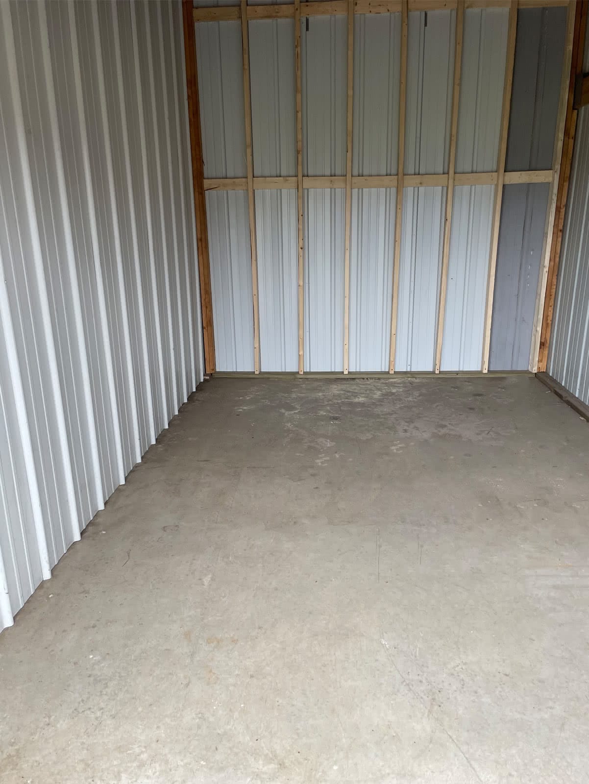 Storage Units at Snappy SelfStorage Located in Sturgis, Michigan