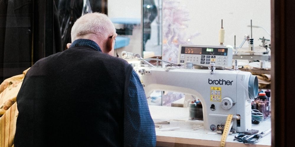 Brother XM2701 Review Snazzy Needle // Sewing Simplified