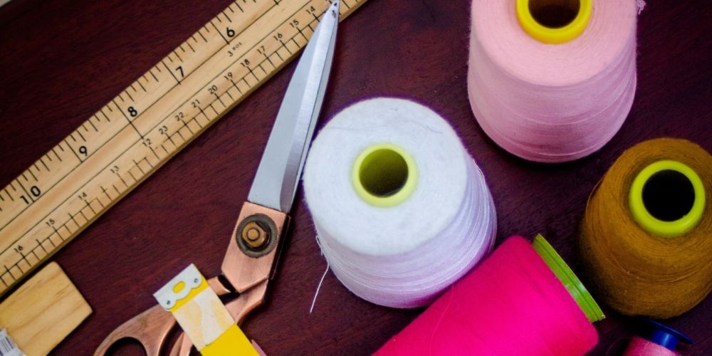 Fabric Scissors VS Regular Scissors Snazzy Needle // Sewing Simplified