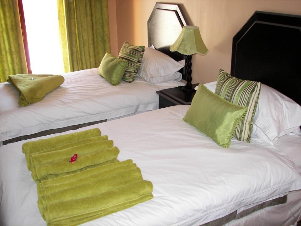 De Home Ekhaya Guest House Secure Your Hotel, SelfCatering, or Bed