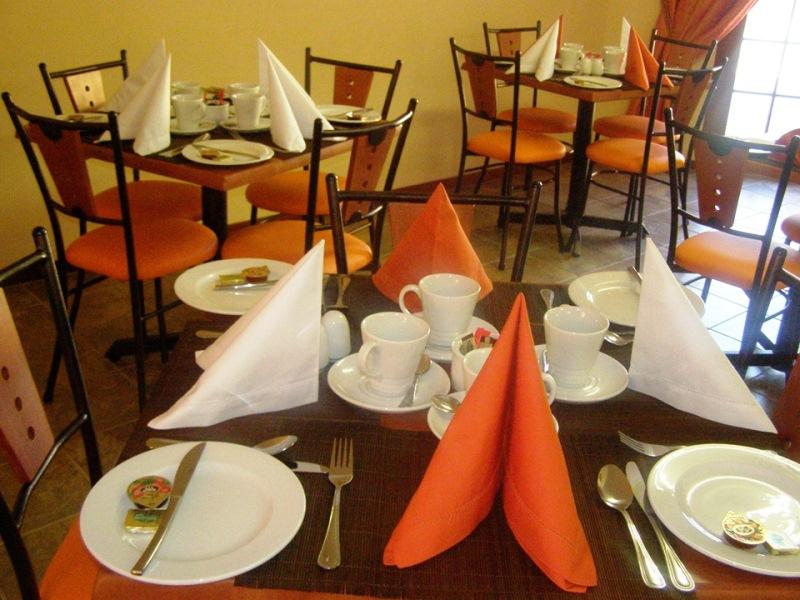 De Home Ekhaya Guest House Secure Your Hotel, SelfCatering, or Bed