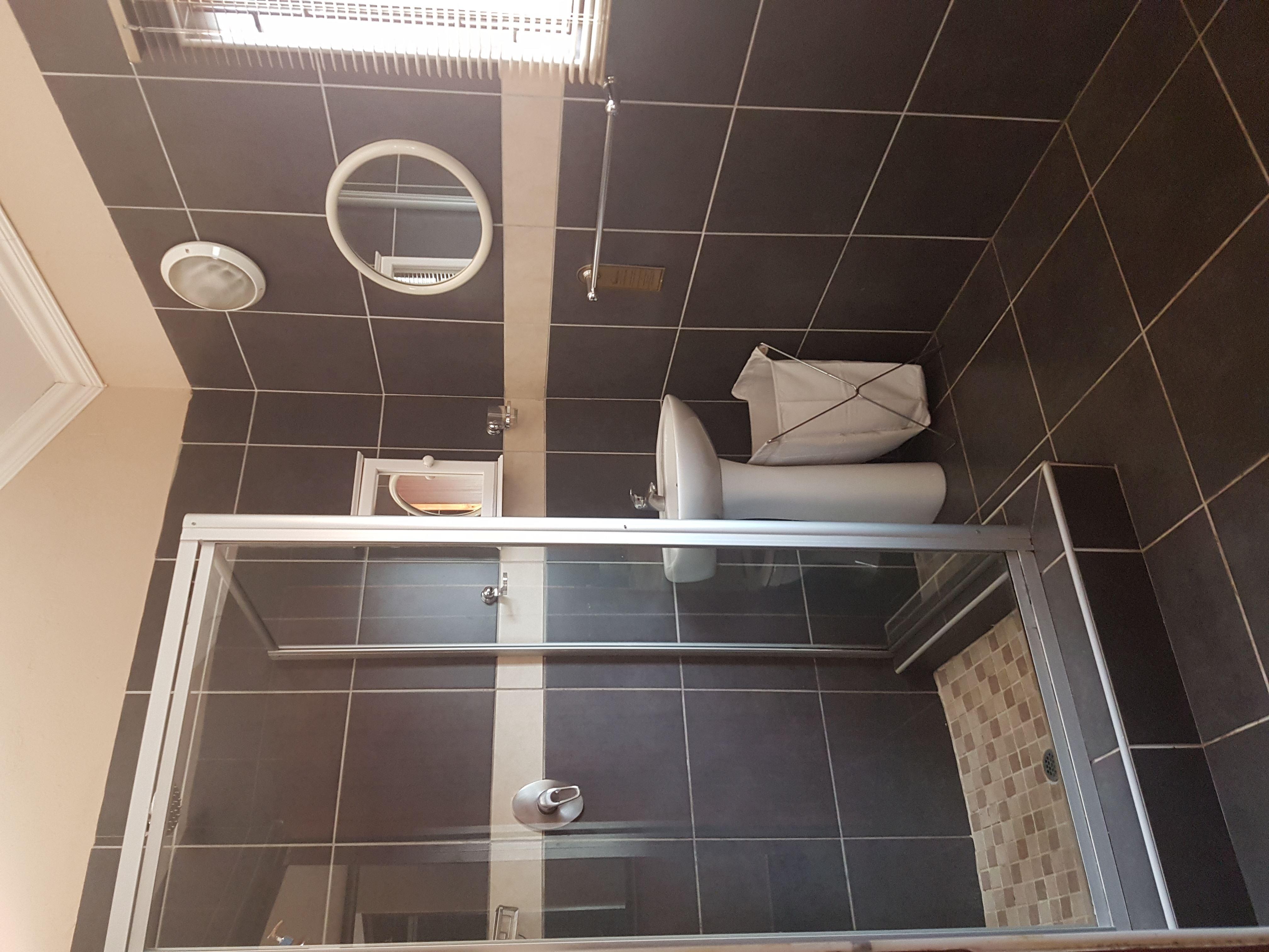 Cosy Lodge Guest House Secure Your Holiday, SelfCatering, or Bed and