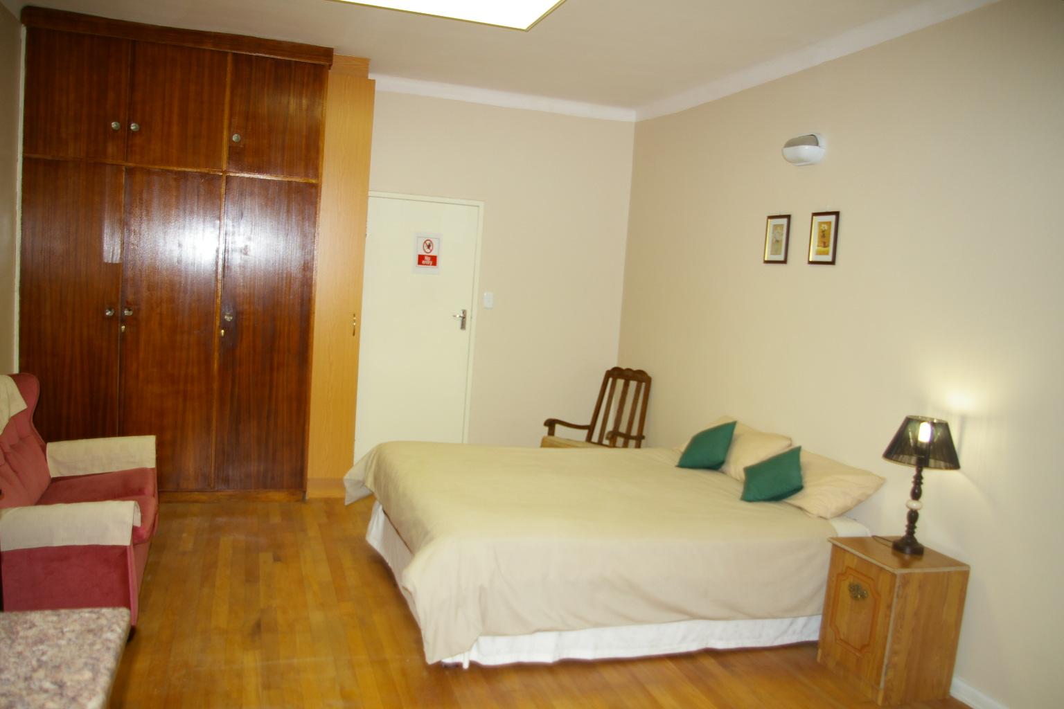 Parkview Selfcatering Units Get the Best Deal Book