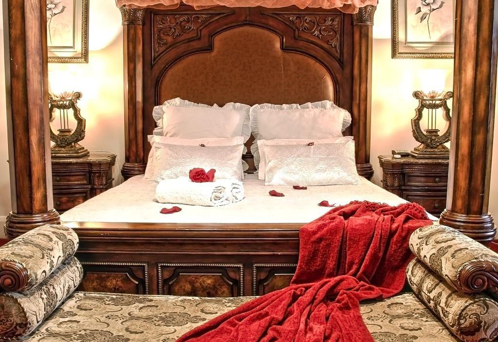 Victoria Manor Secure Your Holiday, SelfCatering, or Bed and