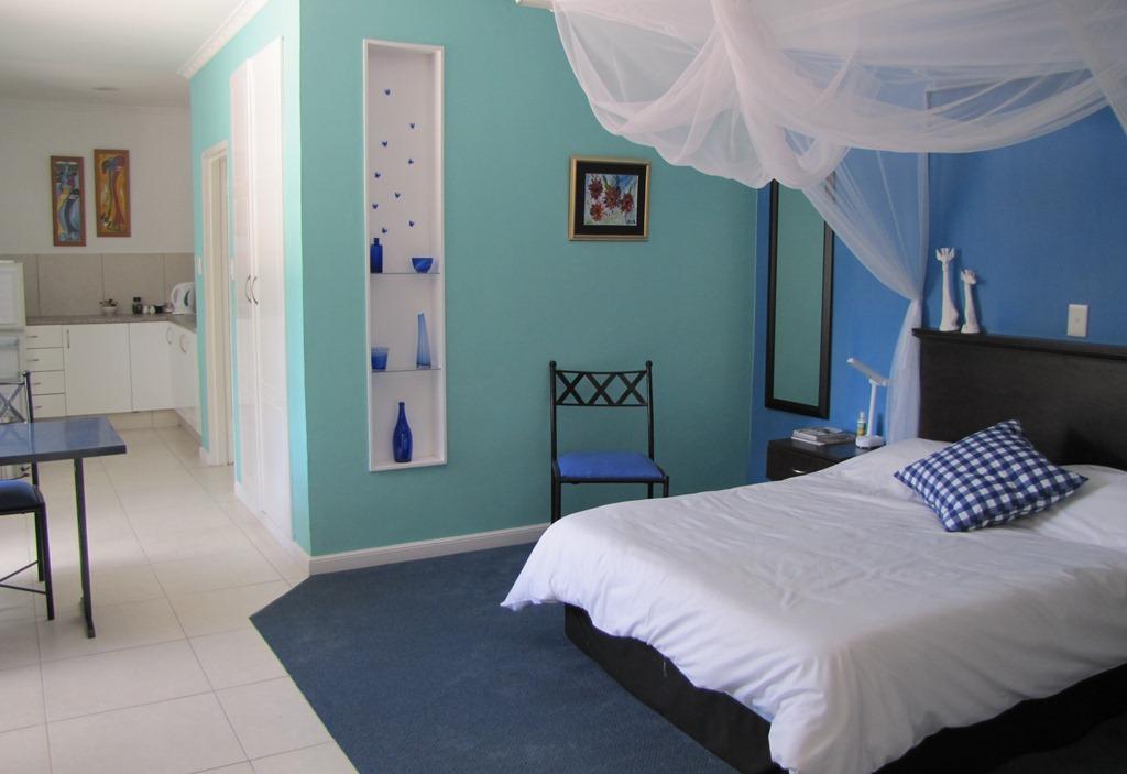 Leslie Lodge Get the Best Deal Book SelfCatering or