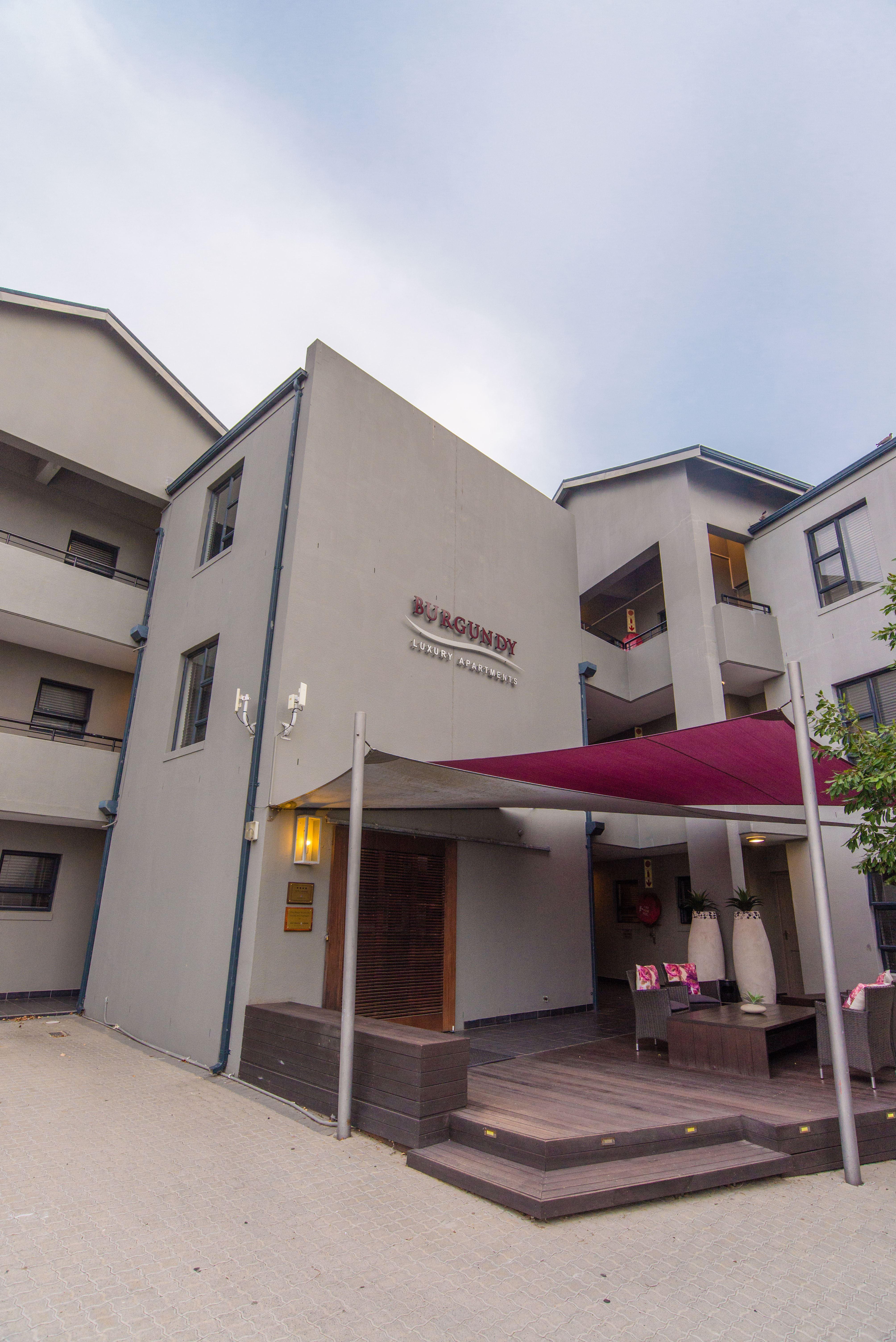 Burgundy Luxury Apartments Affordable Deals Book SelfCatering or