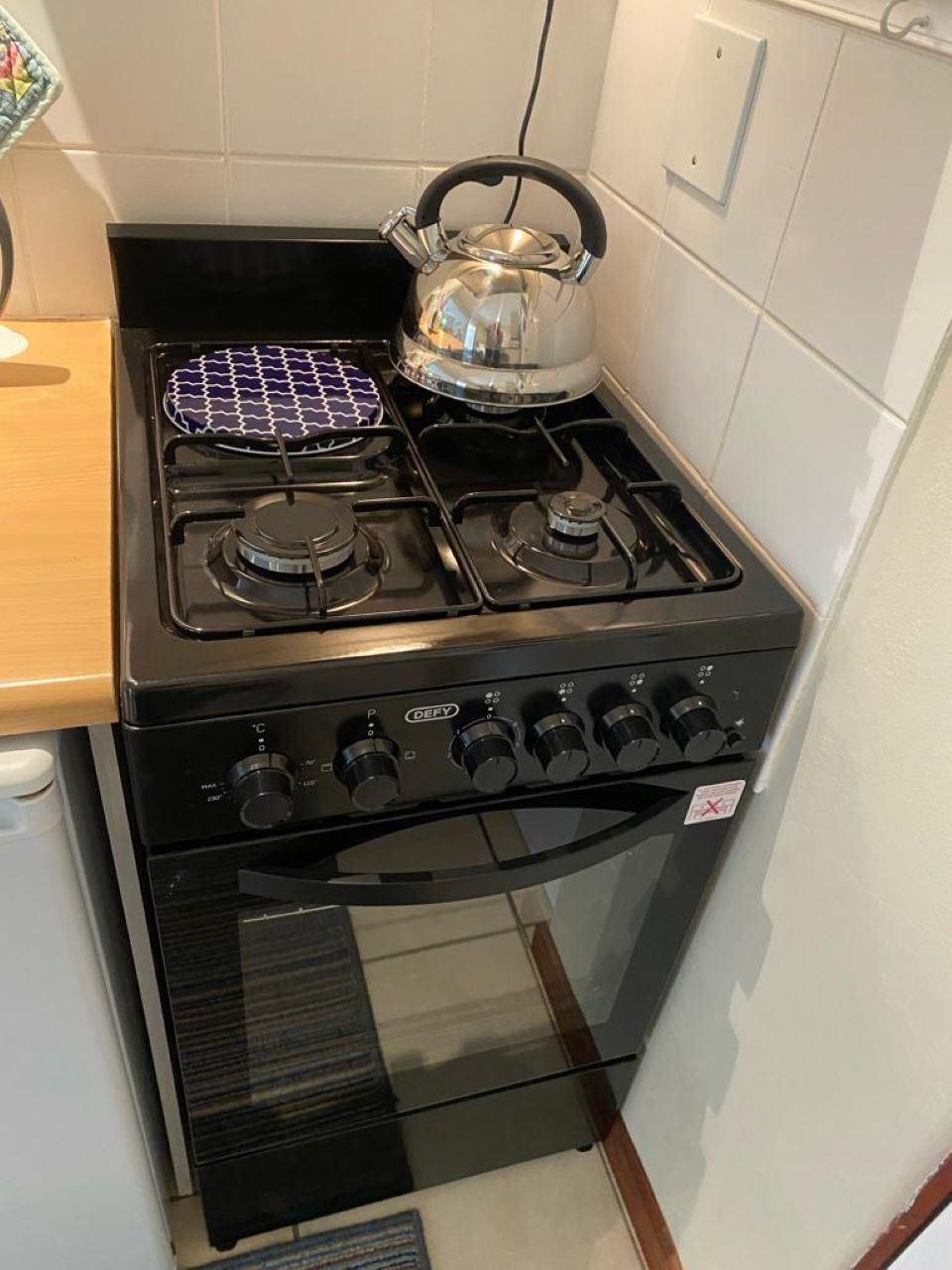 Montrose Studio Apartment Get the Best Deal Book Self