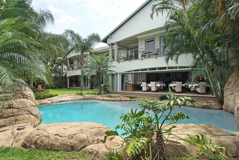 uShaka Manor Guest House